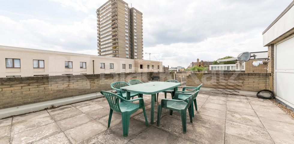 Modern recently refurbished 3 bed in Ladbroke Grove Shalfleet Drive, LADBROKE GROVE